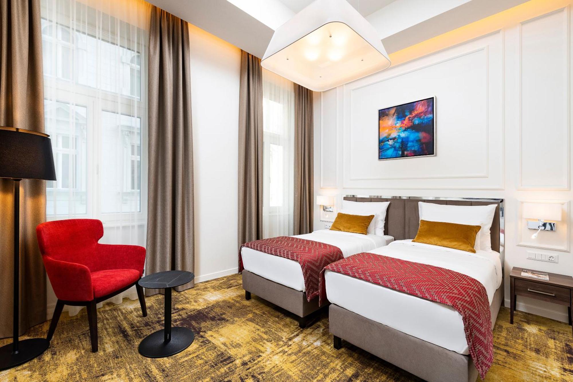 Three Corners Avenue Hotel Budapest Exterior photo